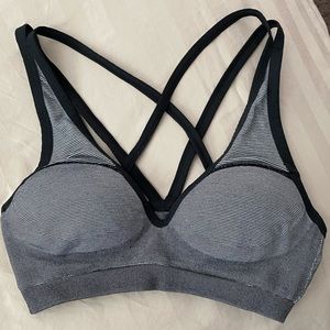 Victoria’s Secret PINK Sports Bra